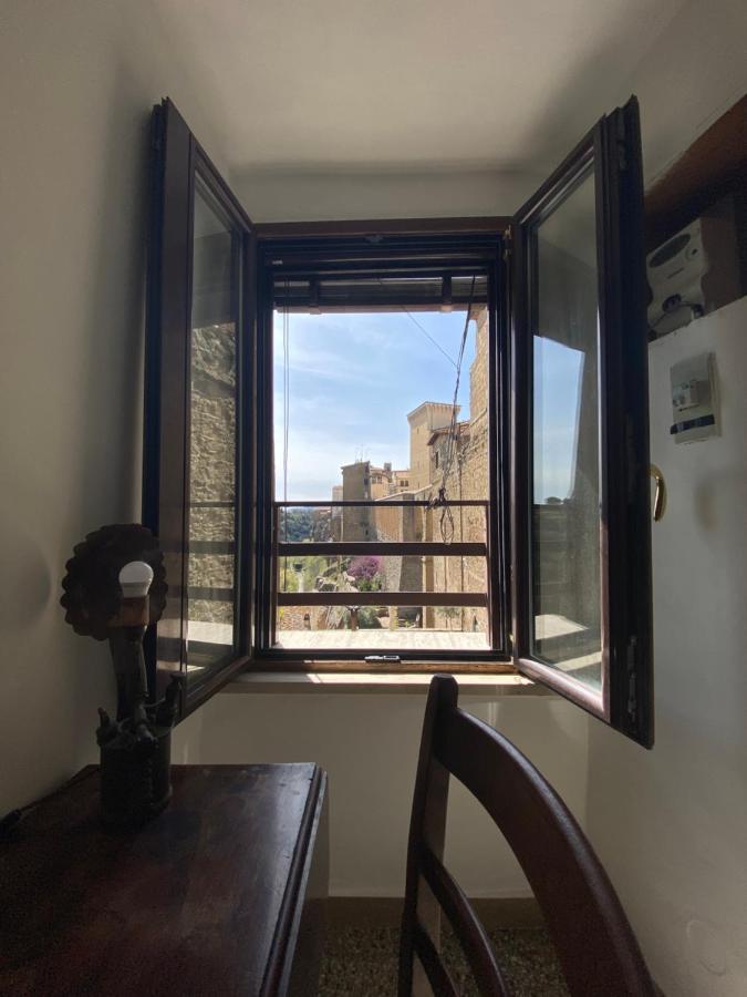 Hotel La Torre Della Piramide à Pitigliano Extérieur photo